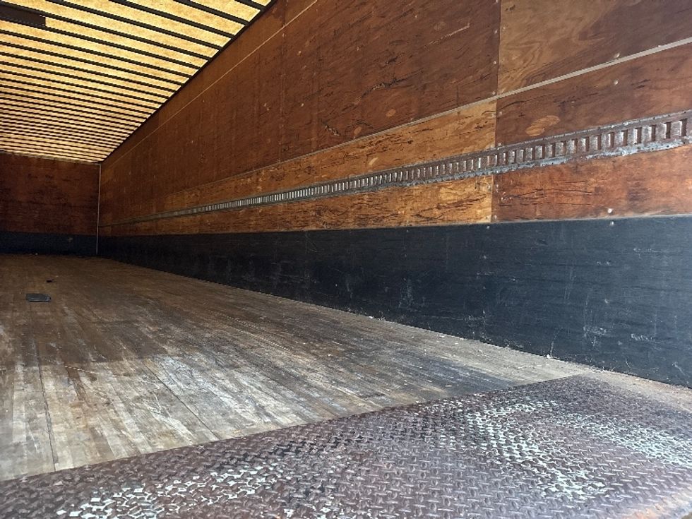 Dry Van Trailer-Semi Trailers-Utility-2016-Trailer-Kentwood-MI-371,437\n\t\tmiles-$ 15,500 - Image 9