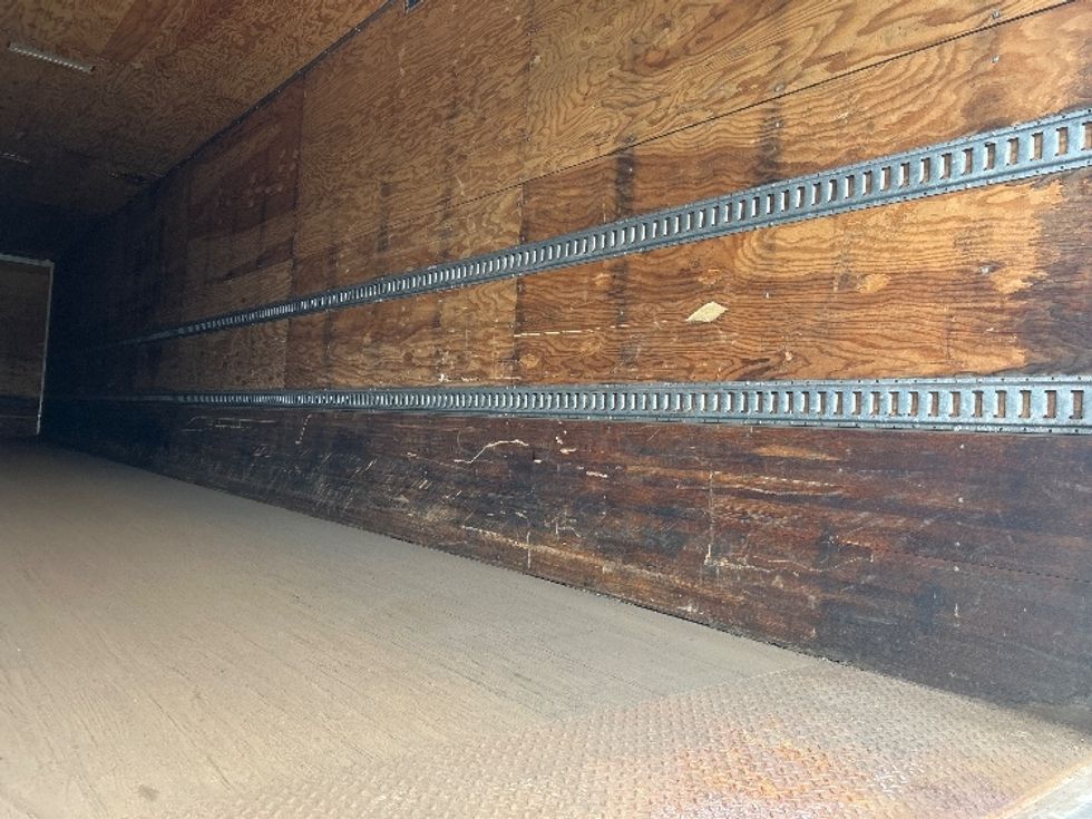 Dry Van Trailer-Semi Trailers-Utility-2016-Trailer-Lansing-MI-122,296\n\t\tmiles-$ 16,500 - Image 10