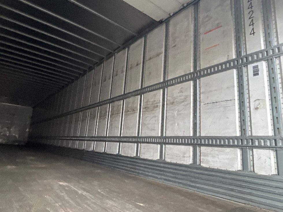 Dry Van Trailer-Semi Trailers-Utility-2016-Trailer-Lexington-KY-145,741\n\t\tmiles-$ 16,500 - Image 10