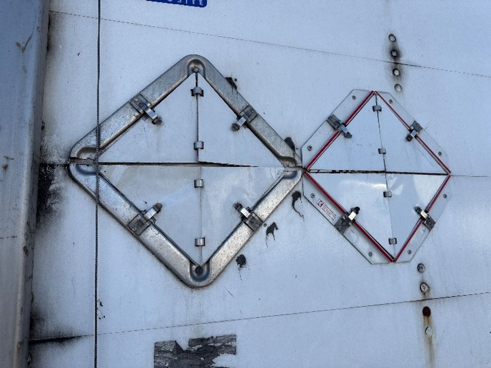 Dry Van Trailer-Semi Trailers-Utility-2016-Trailer-Mcdonough-GA-234,598\n\t\tmiles-$ 17,000 - Image 14