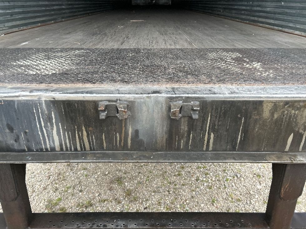 Dry Van Trailer-Semi Trailers-Utility-2016-Trailer-Poplar Bluff-MO-463,738\n\t\tmiles-$ 18,000 - Image 7