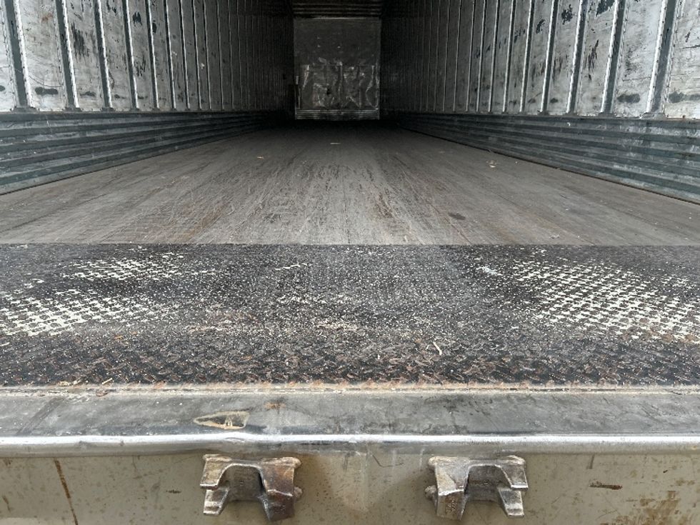 Dry Van Trailer-Semi Trailers-Utility-2016-Trailer-Poplar Bluff-MO-501,310\n\t\tmiles-$ 18,000 - Image 7