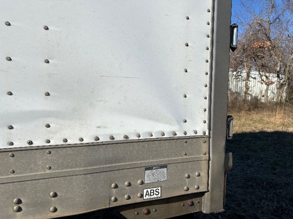 Dry Van Trailer-Semi Trailers-Utility-2016-Trailer-Poplar Bluff-MO-781,102\n\t\tmiles-$ 18,000 - Image 10