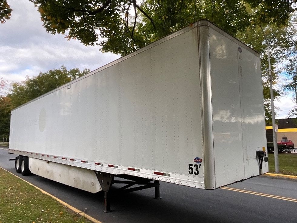 Dry Van Trailer-Semi Trailers-Utility-2016-Trailer-Reading-PA-837,563\n\t\tmiles-$ 16,500 - Image 1