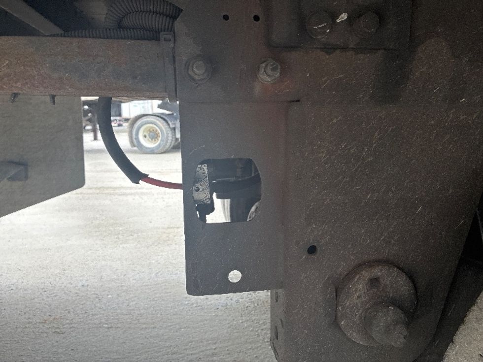 Dry Van Trailer-Semi Trailers-Utility-2016-Trailer-Rocky Mount-VA-459,498\n\t\tmiles-$ 17,000 - Image 10