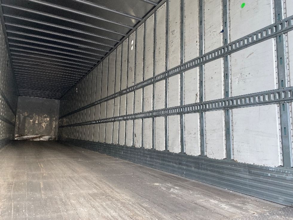Dry Van Trailer-Semi Trailers-Utility-2016-Trailer-Rocky Mount-VA-696,932\n\t\tmiles-$ 16,000 - Image 10