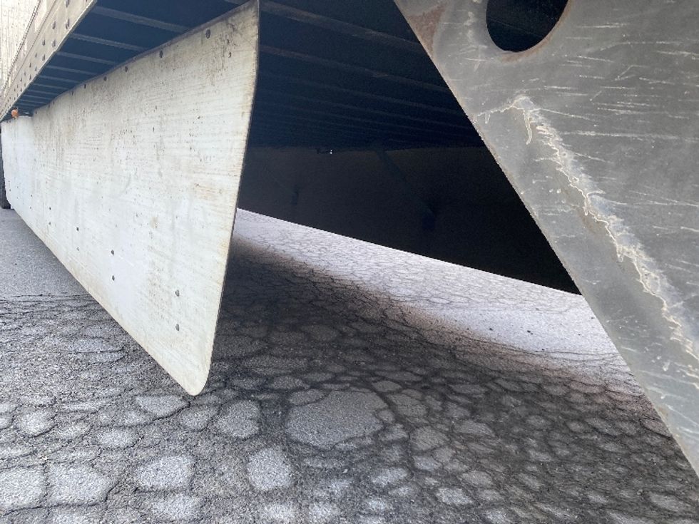 Dry Van Trailer-Semi Trailers-Utility-2016-Trailer-Rocky Mount-VA-696,932\n\t\tmiles-$ 16,000 - Image 12