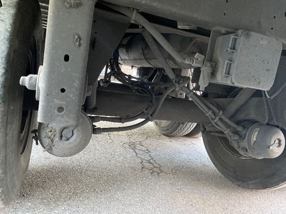 Dry Van Trailer-Semi Trailers-Utility-2016-Trailer-Rocky Mount-VA-696,932\n\t\tmiles-$ 16,000 - Image 5