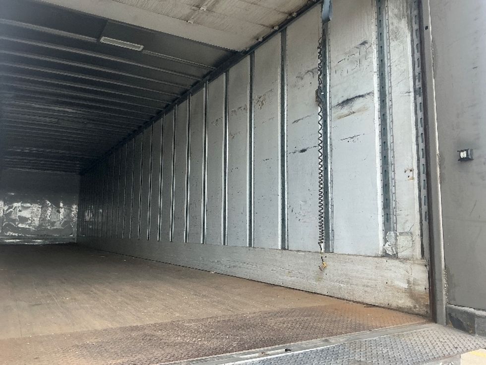 Dry Van Trailer-Semi Trailers-Utility-2017-Trailer-Allen Park-MI-334,782\n\t\tmiles-$ 16,500 - Image 10