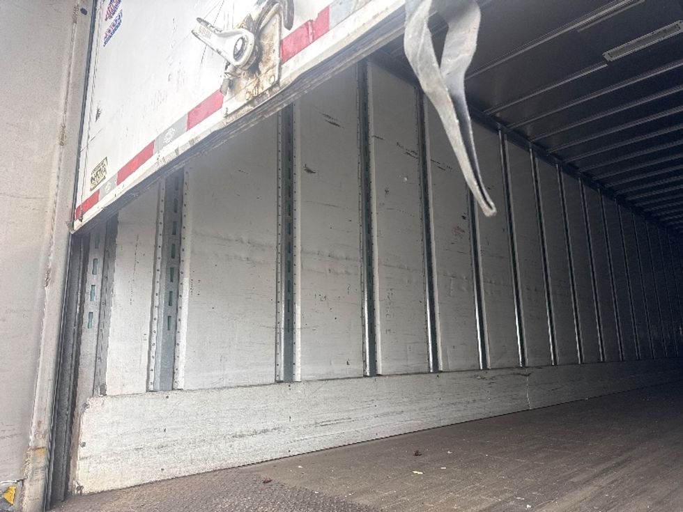 Dry Van Trailer-Semi Trailers-Utility-2017-Trailer-Baltimore-MD-851,299\n\t\tmiles-$ 16,500 - Image 8