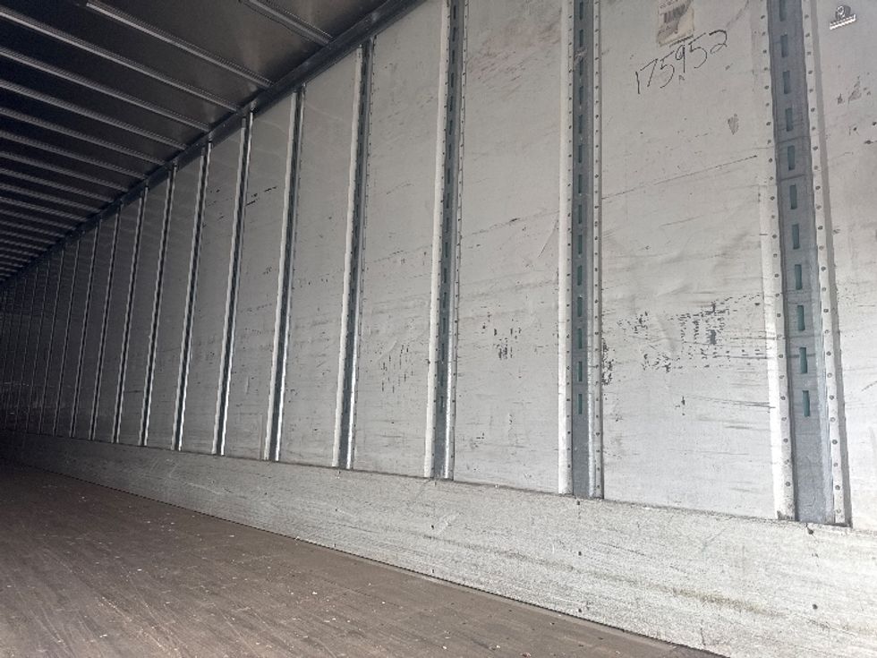 Dry Van Trailer-Semi Trailers-Utility-2017-Trailer-Baltimore-MD-851,299\n\t\tmiles-$ 16,500 - Image 9