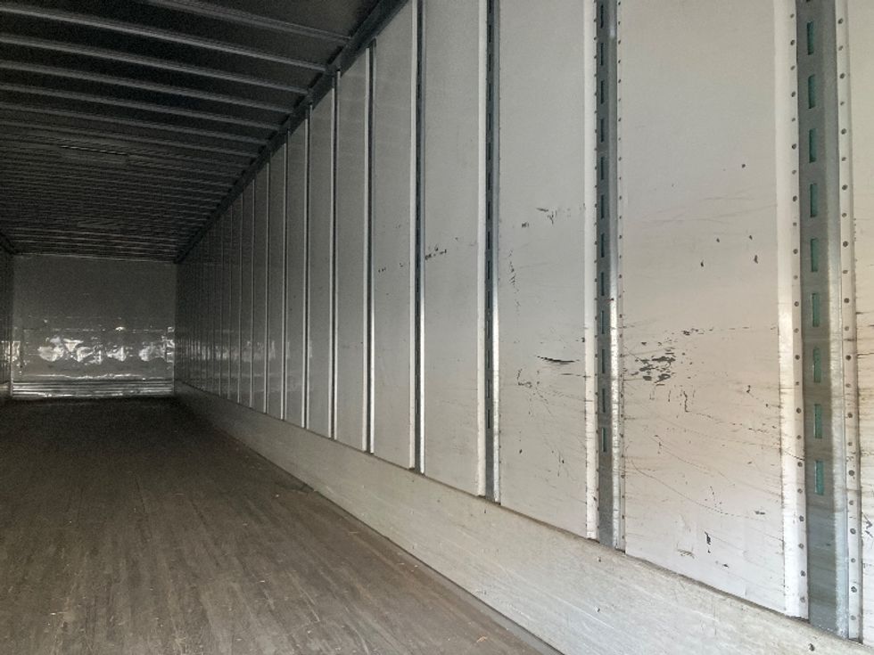 Dry Van Trailer-Semi Trailers-Utility-2017-Trailer-Edison-NJ-110,019\n\t\tmiles-$ 16,250 - Image 10