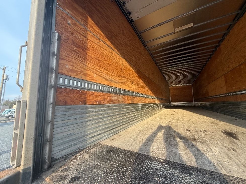 Dry Van Trailer-Semi Trailers-Utility-2017-Trailer-Fredericksburg-VA-1,661,779\n\t\tmiles-$ 17,250 - Image 8