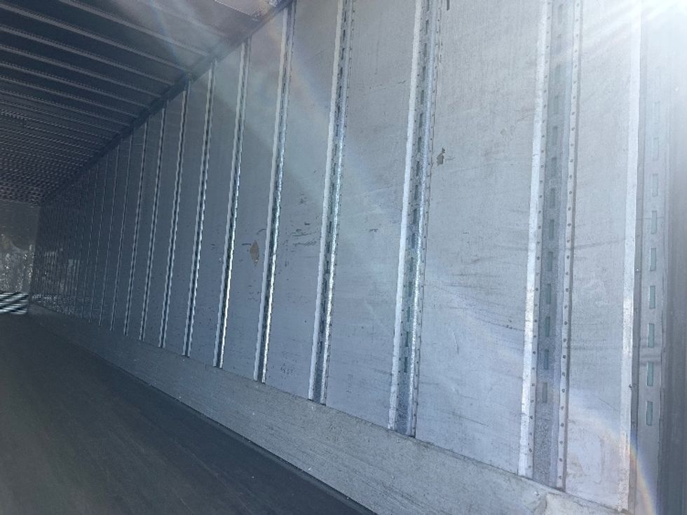 Dry Van Trailer-Semi Trailers-Utility-2017-Trailer-Swedesboro-NJ-316,543\n\t\tmiles-$ 17,250 - Image 10