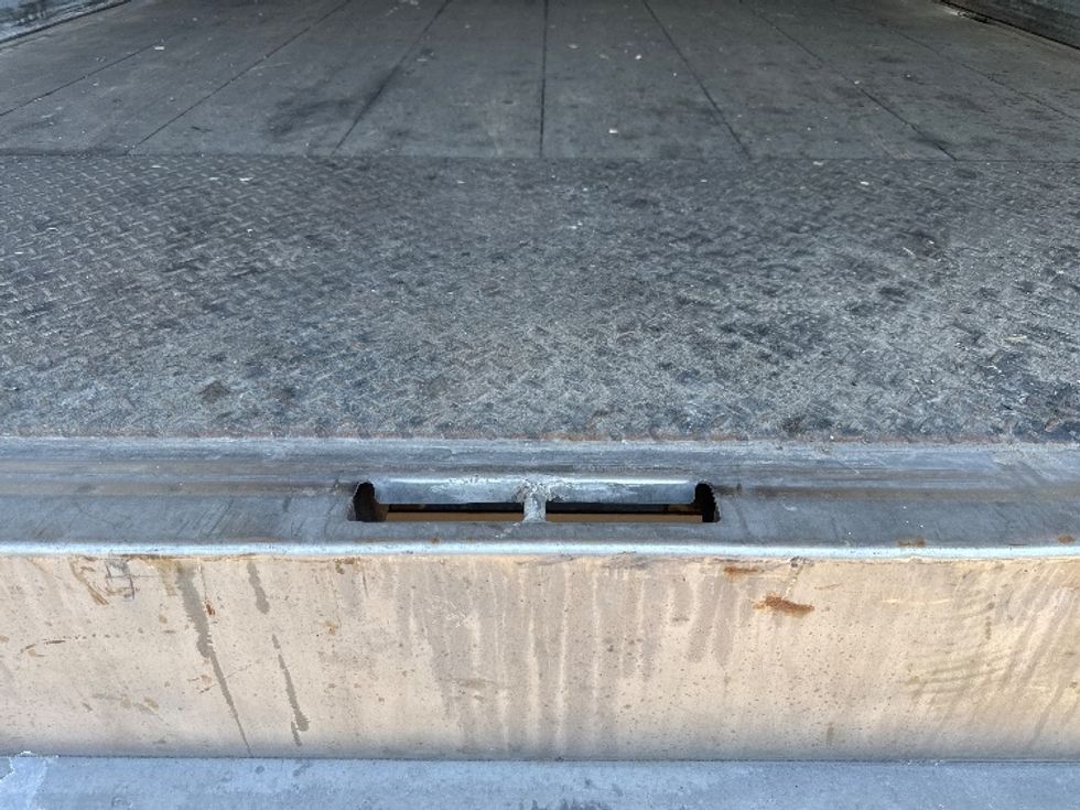 Dry Van Trailer-Semi Trailers-Utility-2018-Trailer-Greeley-CO-300,001\n\t\tmiles-$ 15,000 - Image 7