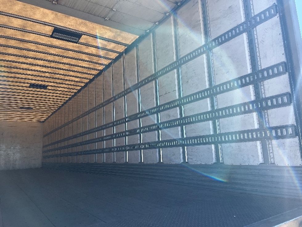 Dry Van Trailer-Semi Trailers-Utility-2018-Trailer-Lubbock-TX-366,431\n\t\tmiles-$ 15,250 - Image 10
