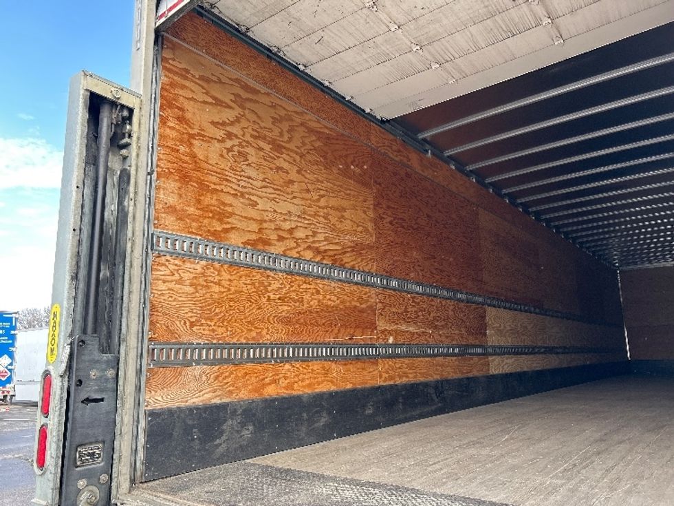 Dry Van Trailer-Semi Trailers-Utility-2018-Trailer-Memphis-TN-256,010\n\t\tmiles-$ 20,000 - Image 9