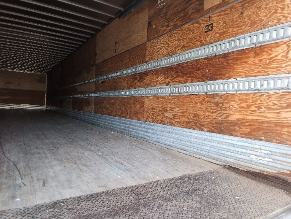 Dry Van Trailer-Semi Trailers-Utility-2018-Trailer-New Bedford-MA-493,261\n\t\tmiles-$ 18,750 - Image 10