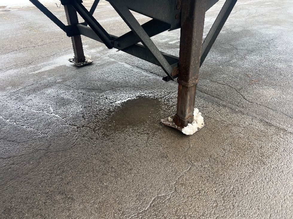 Dry Van Trailer-Semi Trailers-VANGUARD TRAILER-2011-Trailer-Rochester-NY-255,282\n\t\tmiles-$ 11,250 - Image 12