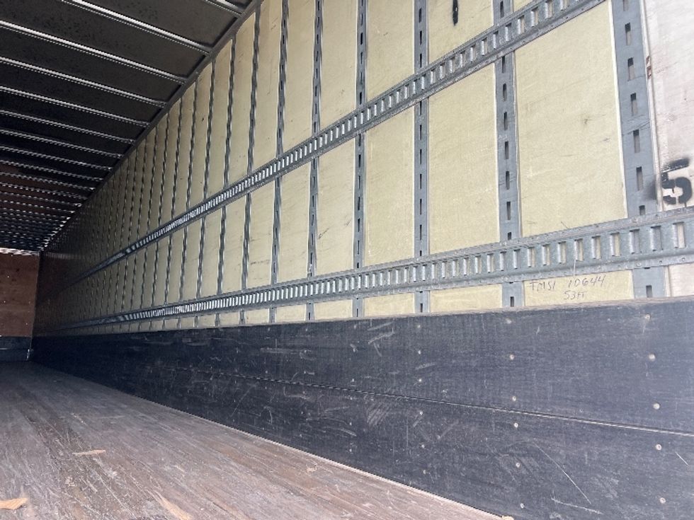 Dry Van Trailer-Semi Trailers-VANGUARD TRAILER-2011-Trailer-Rochester-NY-441,434\n\t\tmiles-$ 9,750 - Image 10