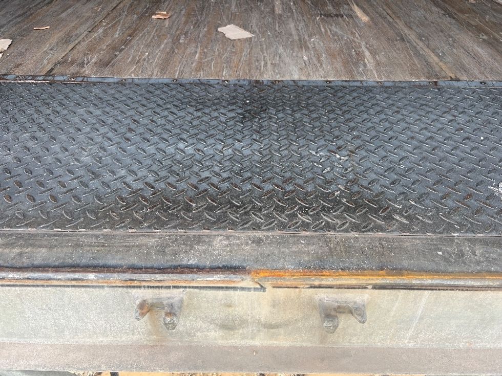 Dry Van Trailer-Semi Trailers-VANGUARD TRAILER-2011-Trailer-Rochester-NY-441,434\n\t\tmiles-$ 9,750 - Image 8