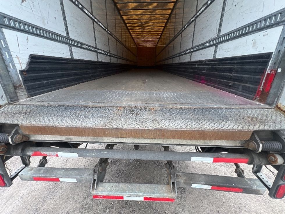 Dry Van Trailer-Semi Trailers-VANGUARD TRAILER-2013-Trailer-Rochester-NY-127,311\n\t\tmiles-$ 15,000 - Image 8