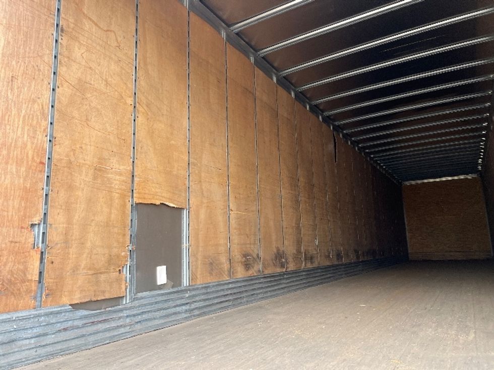 Dry Van Trailer-Semi Trailers-VANGUARD TRAILER-2013-Trailer-Rochester-NY-282,565\n\t\tmiles-$ 12,000 - Image 9