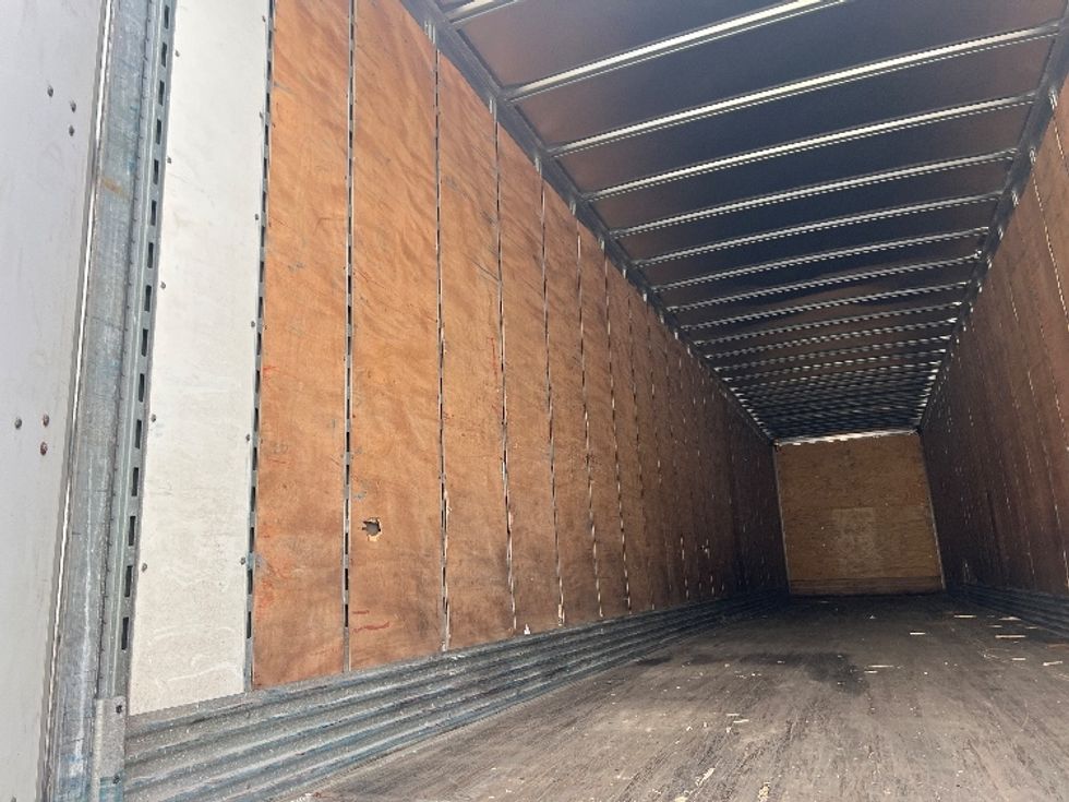 Dry Van Trailer-Semi Trailers-VANGUARD TRAILER-2013-Trailer-Rochester-NY-493,211\n\t\tmiles-$ 12,000 - Image 9