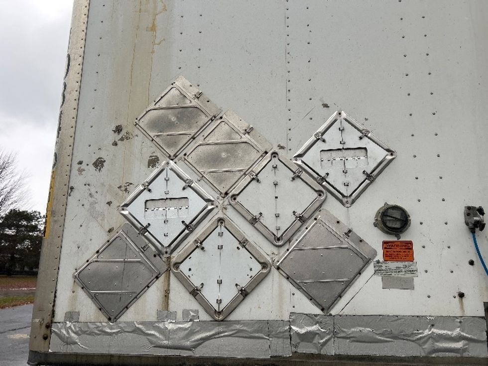 Dry Van Trailer-Semi Trailers-VANGUARD TRAILER-2014-Trailer-Buffalo-NY-319,367\n\t\tmiles-$ 13,000 - Image 12