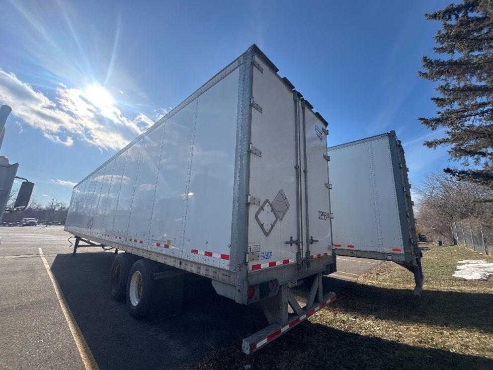 Dry Van Trailer-Semi Trailers-VANGUARD TRAILER-2014-Trailer-Elmira-NY-325,037\n\t\tmiles-$ 12,000 - Image 3