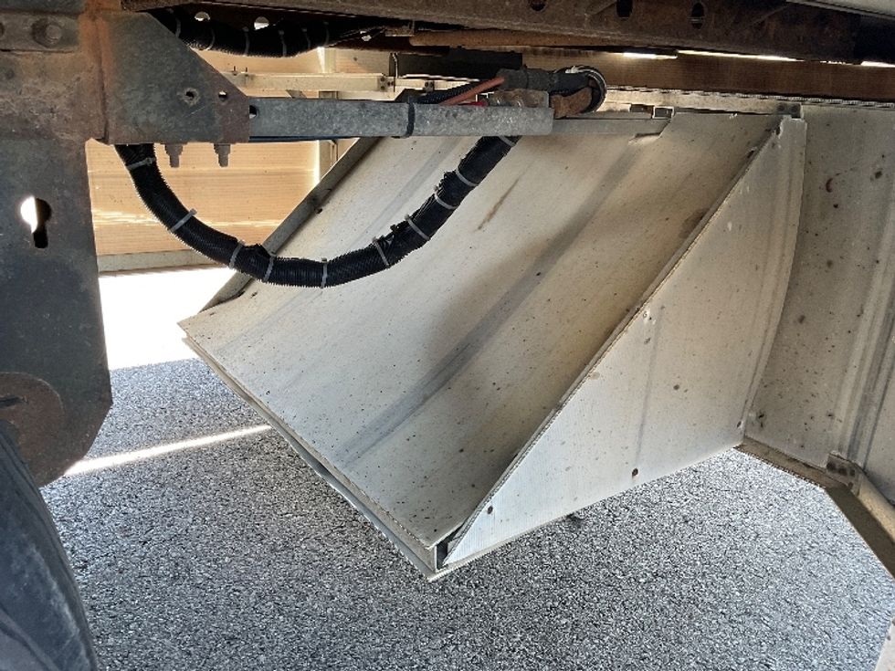 Dry Van Trailer-Semi Trailers-VANGUARD TRAILER-2015-Trailer-Buffalo-NY-224,115\n\t\tmiles-$ 15,000 - Image 5