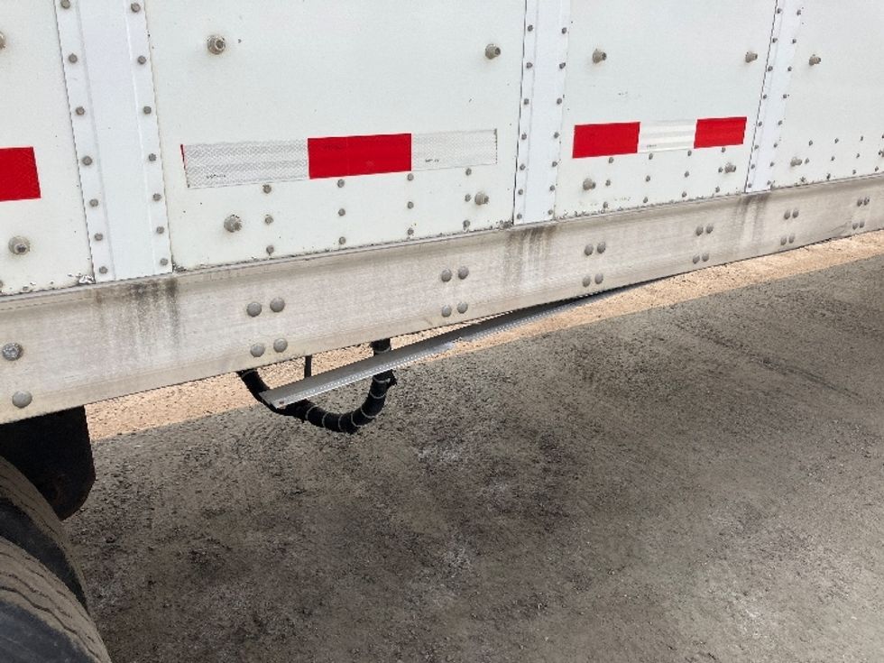 Dry Van Trailer-Semi Trailers-VANGUARD TRAILER-2015-Trailer-Fitchburg-MA-325,055\n\t\tmiles-$ 15,000 - Image 11