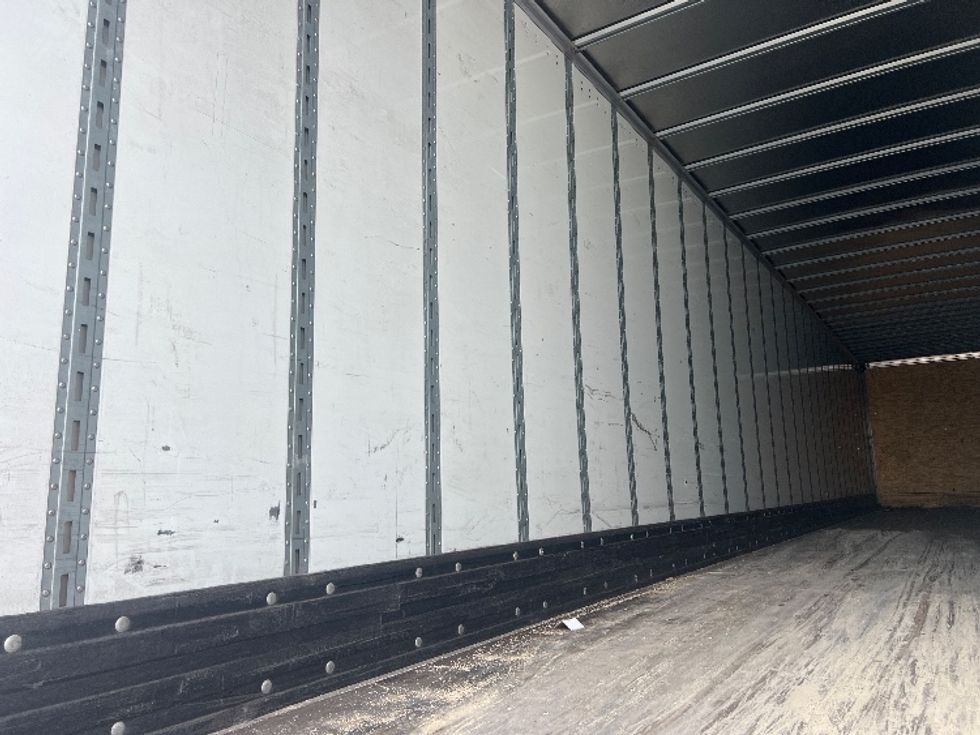 Dry Van Trailer-Semi Trailers-VANGUARD TRAILER-2015-Trailer-Rochester-NY-250,590\n\t\tmiles-$ 12,750 - Image 9