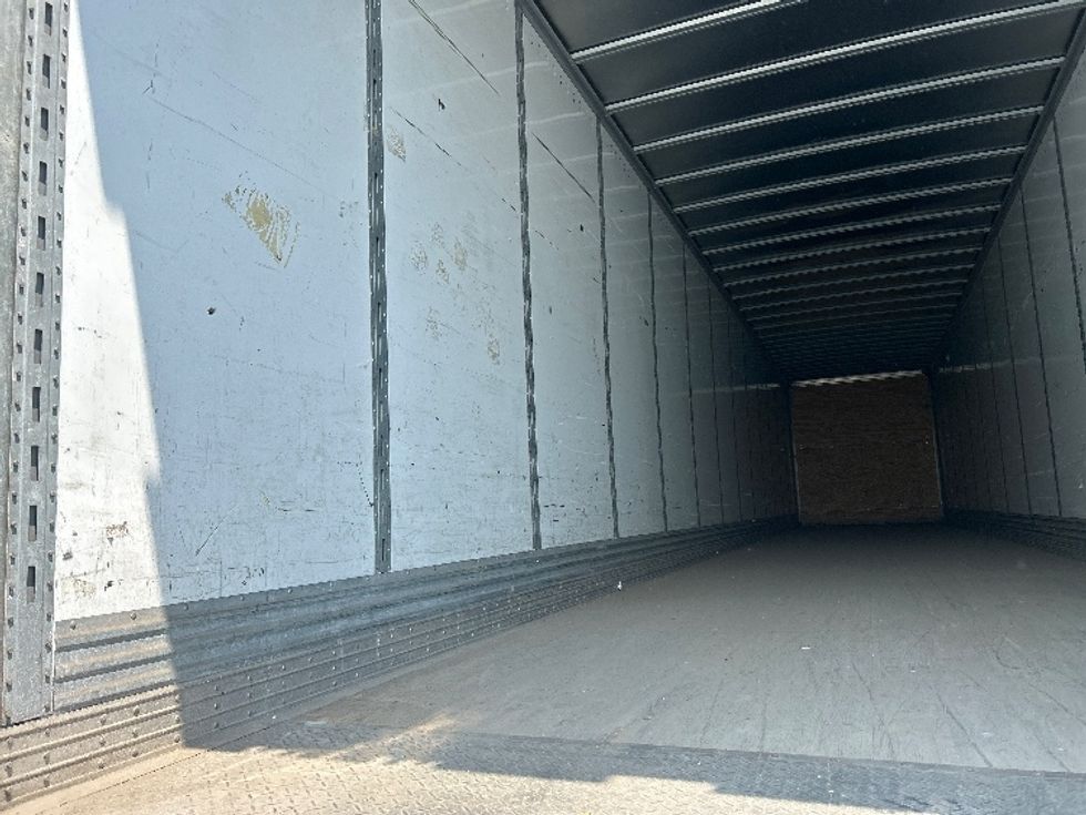 Dry Van Trailer-Semi Trailers-VANGUARD TRAILER-2015-Trailer-Rochester-NY-284,158\n\t\tmiles-$ 15,000 - Image 9