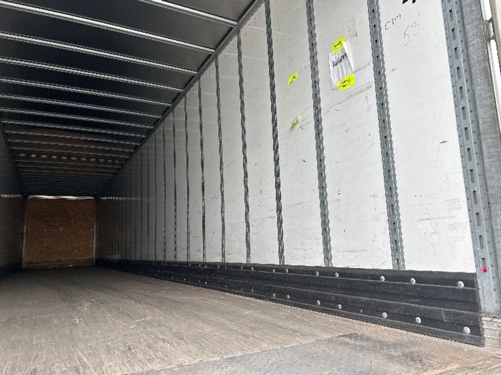 Dry Van Trailer-Semi Trailers-VANGUARD TRAILER-2015-Trailer-Rochester-NY-304,848\n\t\tmiles-$ 15,000 - Image 10