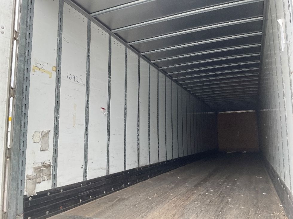 Dry Van Trailer-Semi Trailers-VANGUARD TRAILER-2015-Trailer-Rochester-NY-386,104\n\t\tmiles-$ 14,000 - Image 8