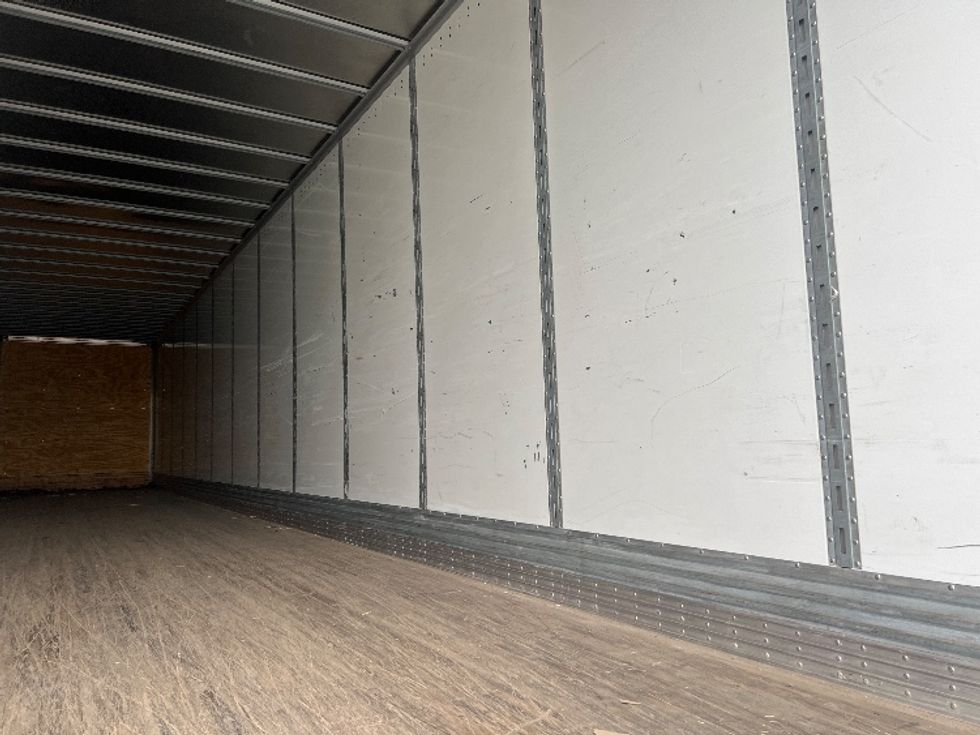 Dry Van Trailer-Semi Trailers-VANGUARD TRAILER-2015-Trailer-Rochester-NY-59,390\n\t\tmiles-$ 12,750 - Image 10