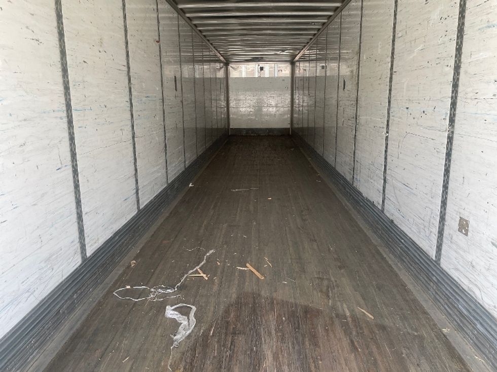 Dry Van Trailer-Semi Trailers-Wabash-2014-Trailer-Chester-VA-0\n\t\tmiles-$ 14,500 - Image 11