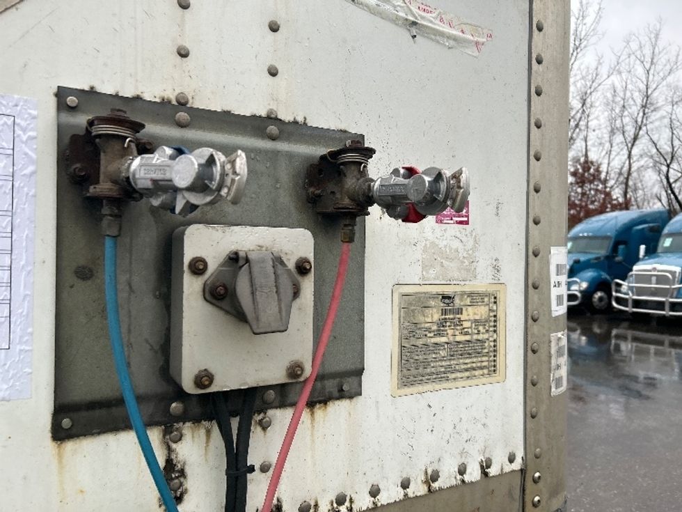 Dry Van Trailer-Semi Trailers-Wabash-2014-Trailer-Clinton-PA-379,000\n\t\tmiles-$ 11,500 - Image 12