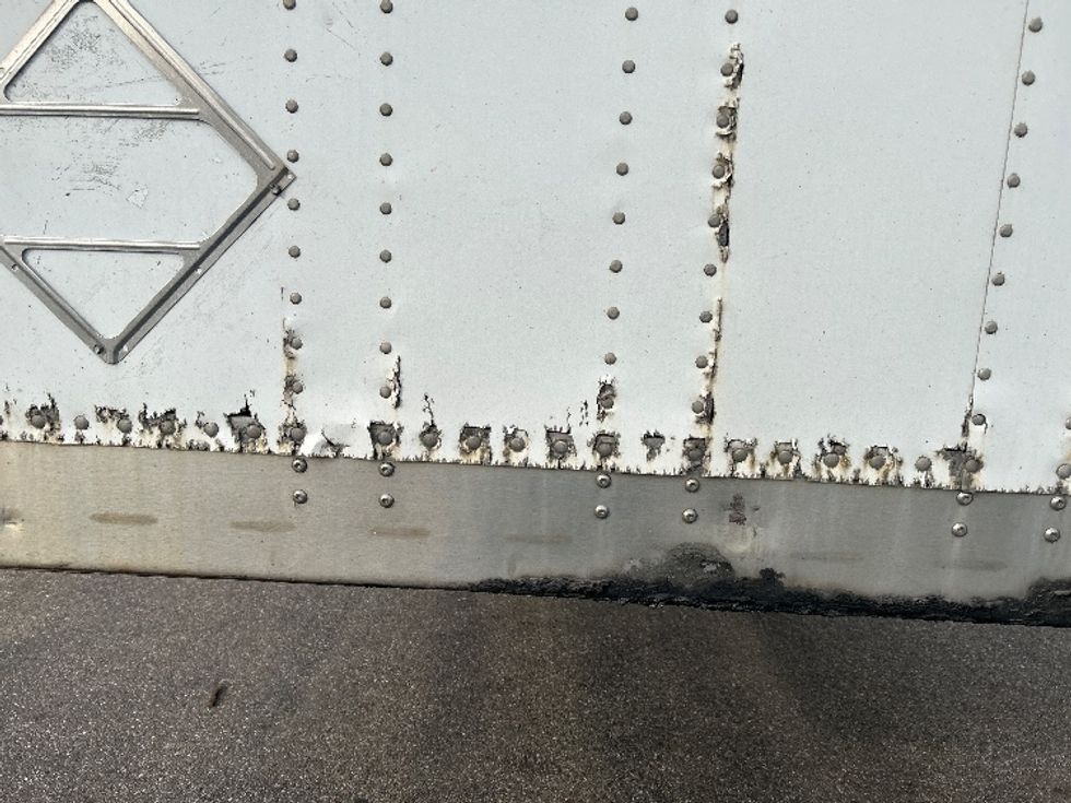 Dry Van Trailer-Semi Trailers-Wabash-2014-Trailer-Clinton-PA-760,000\n\t\tmiles-$ 8,500 - Image 14