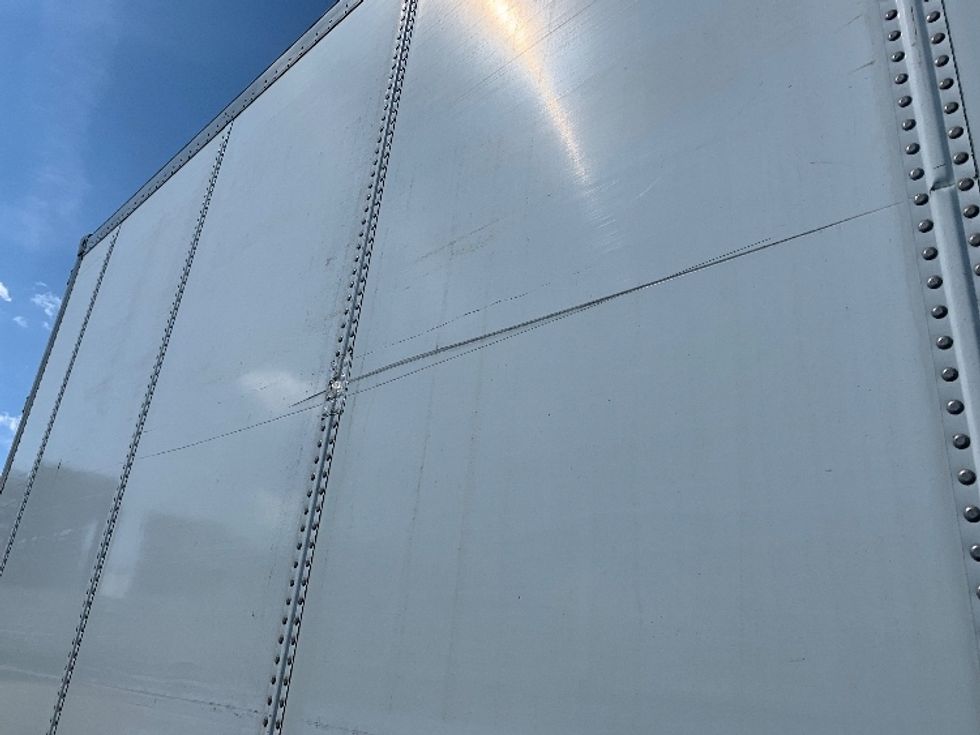 Dry Van Trailer-Semi Trailers-Wabash-2014-Trailer-Greensboro-NC-0\n\t\tmiles-$ 14,500 - Image 11