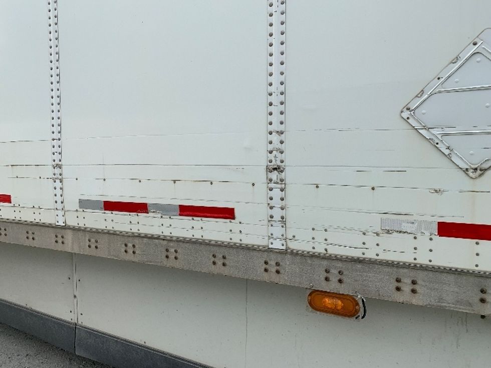 Dry Van Trailer-Semi Trailers-Wabash-2014-Trailer-Greensboro-NC-0\n\t\tmiles-$ 14,500 - Image 12