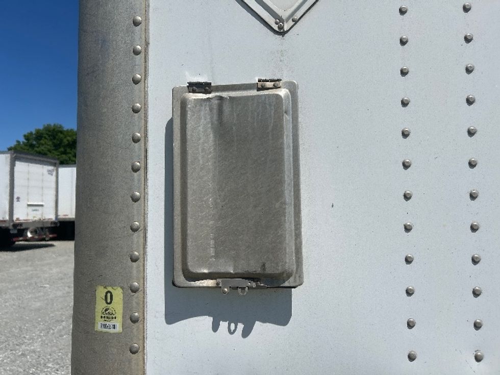 Dry Van Trailer-Semi Trailers-Wabash-2014-Trailer-Greensboro-NC-0\n\t\tmiles-$ 14,500 - Image 13