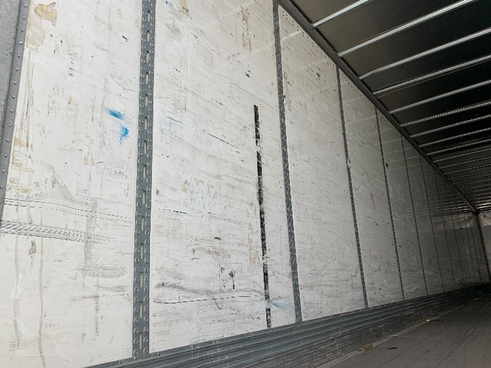 Dry Van Trailer-Semi Trailers-Wabash-2014-Trailer-Greensboro-NC-0\n\t\tmiles-$ 14,500 - Image 7