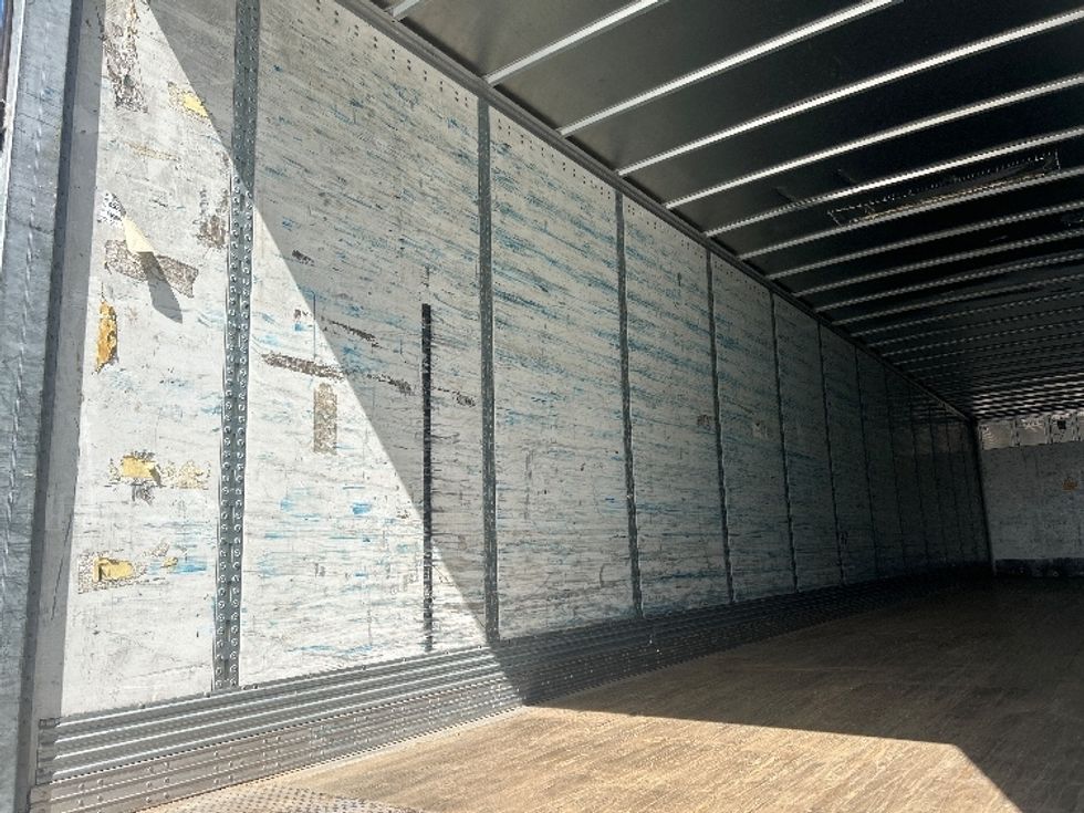 Dry Van Trailer-Semi Trailers-Wabash-2014-Trailer-Greensboro-NC-0\n\t\tmiles-$ 14,500 - Image 8