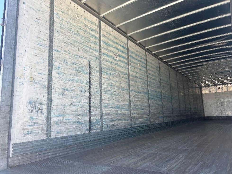 Dry Van Trailer-Semi Trailers-Wabash-2014-Trailer-Greensboro-NC-0\n\t\tmiles-$ 14,500 - Image 8