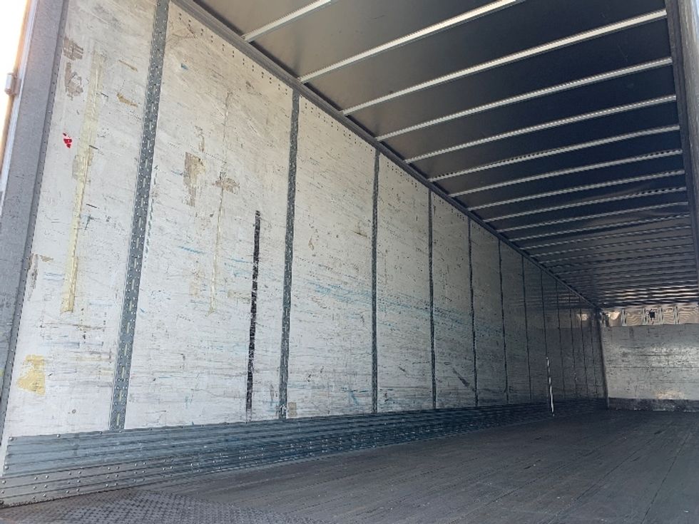 Dry Van Trailer-Semi Trailers-Wabash-2014-Trailer-Greensboro-NC-0\n\t\tmiles-$ 14,500 - Image 8