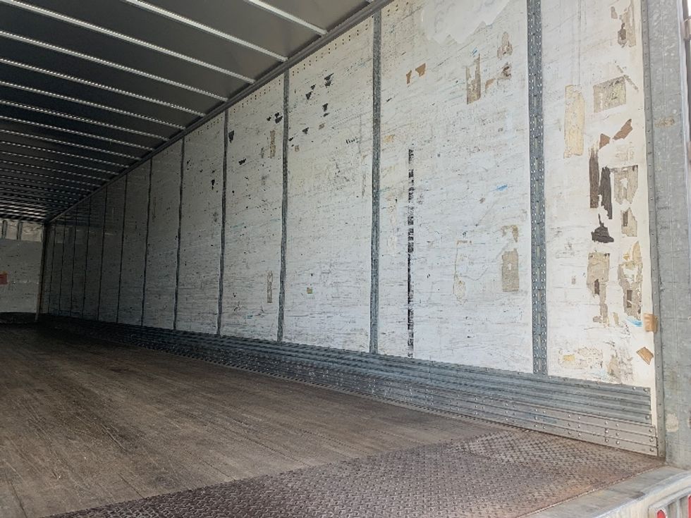 Dry Van Trailer-Semi Trailers-Wabash-2014-Trailer-Greensboro-NC-0\n\t\tmiles-$ 14,500 - Image 9