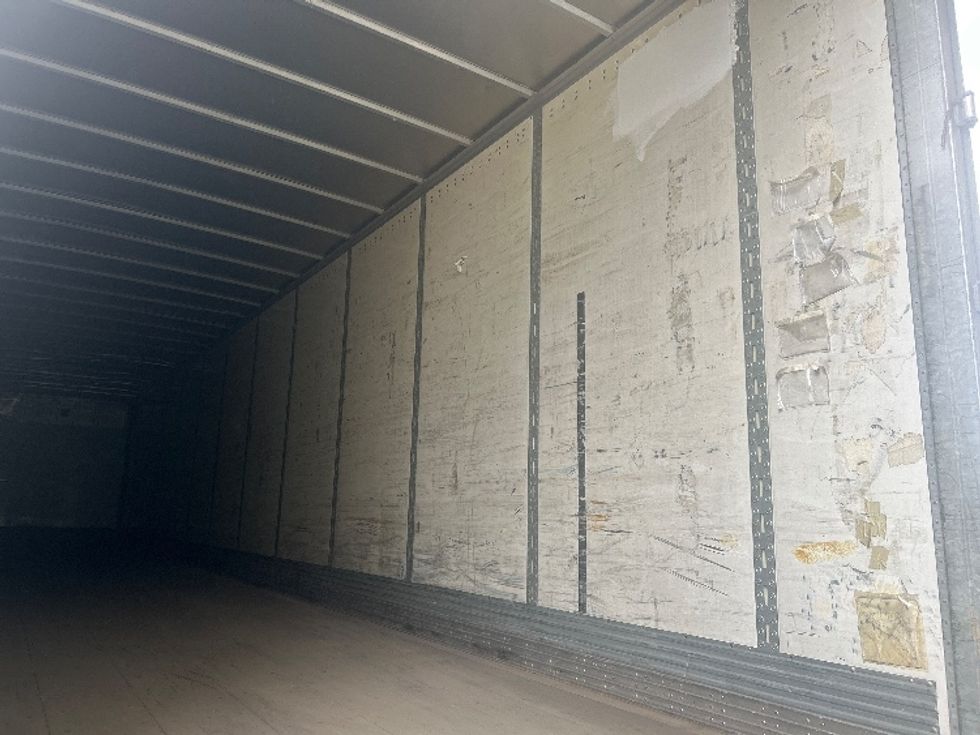 Dry Van Trailer-Semi Trailers-Wabash-2014-Trailer-Greensboro-NC-0\n\t\tmiles-$ 14,500 - Image 9