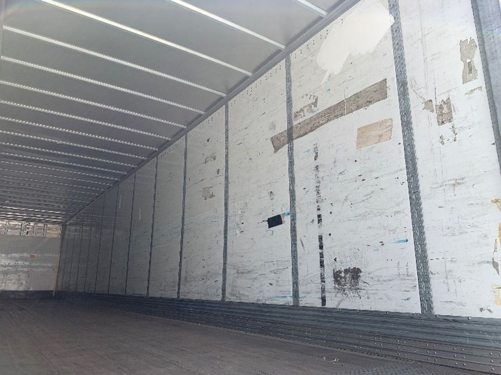 Dry Van Trailer-Semi Trailers-Wabash-2014-Trailer-Greensboro-NC-0\n\t\tmiles-$ 14,500 - Image 9